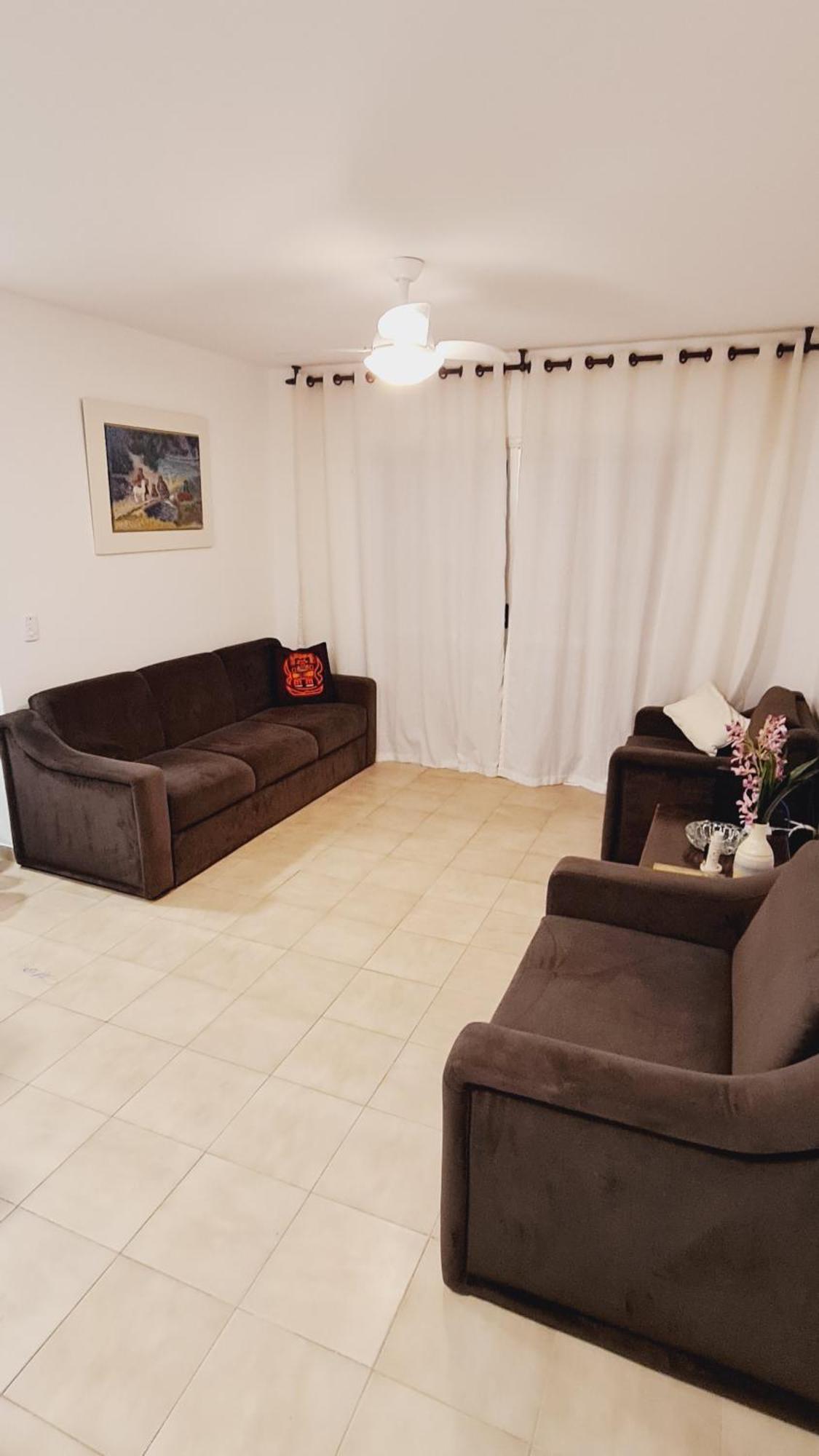 Av Brasil 100M Do Shopping E Garagem Privativa Apartment บัลเนอาริโอ กังโบริว ภายนอก รูปภาพ